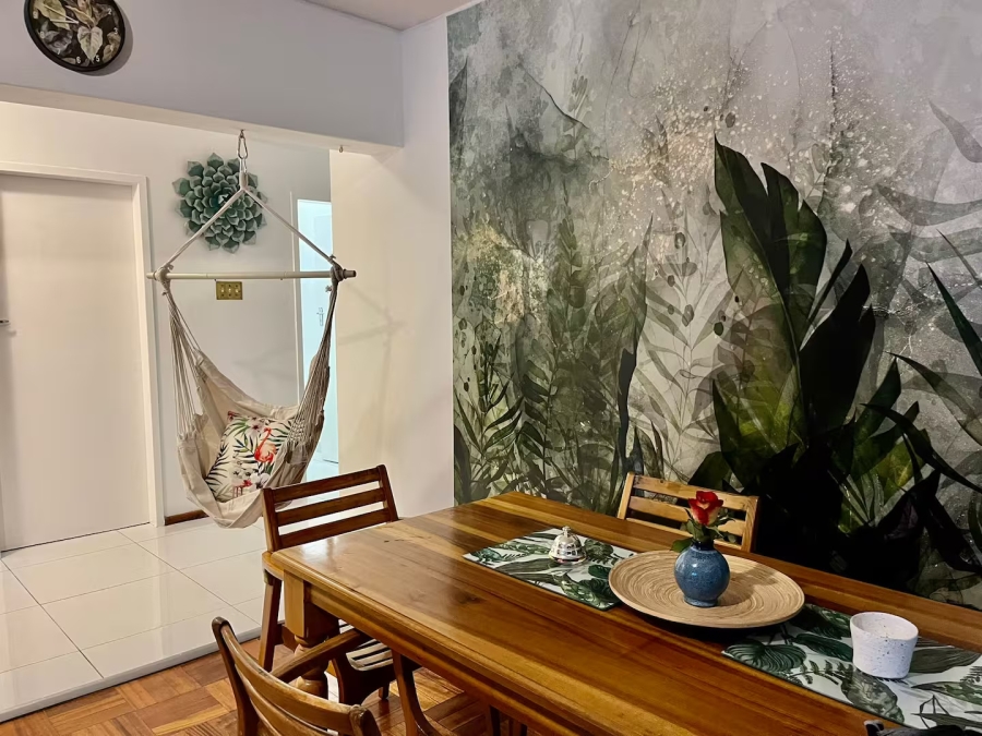 2 Bedroom Property for Sale in Sea Point Western Cape